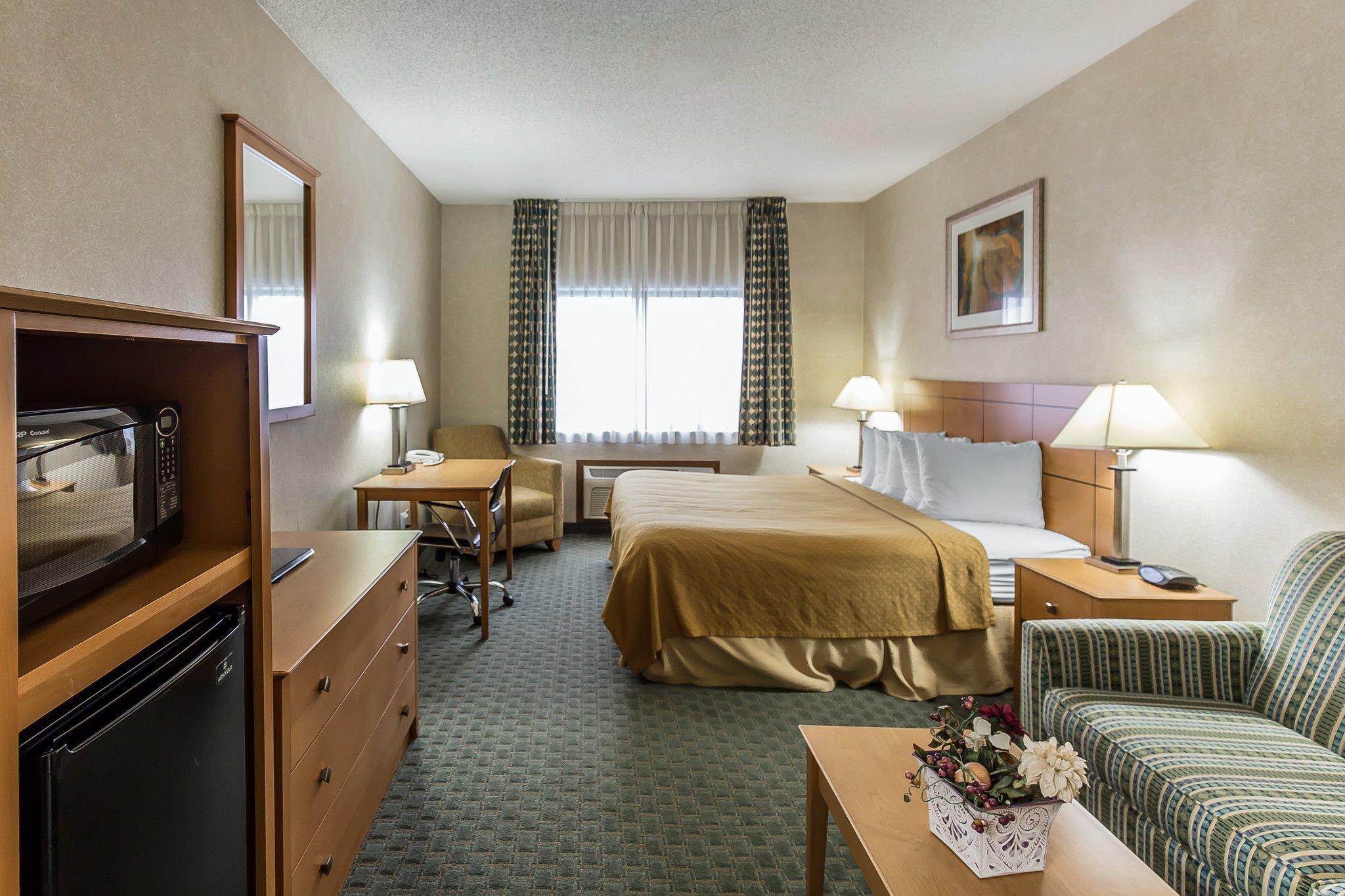 Quality Inn At Collins Road - Cedar Rapids Exterior foto