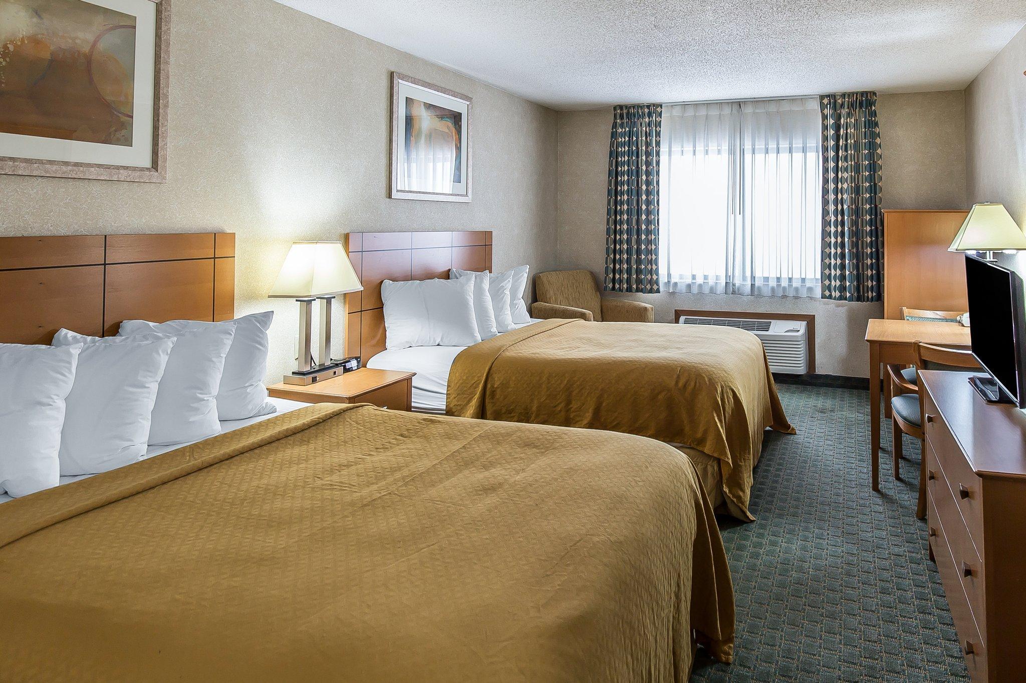 Quality Inn At Collins Road - Cedar Rapids Exterior foto